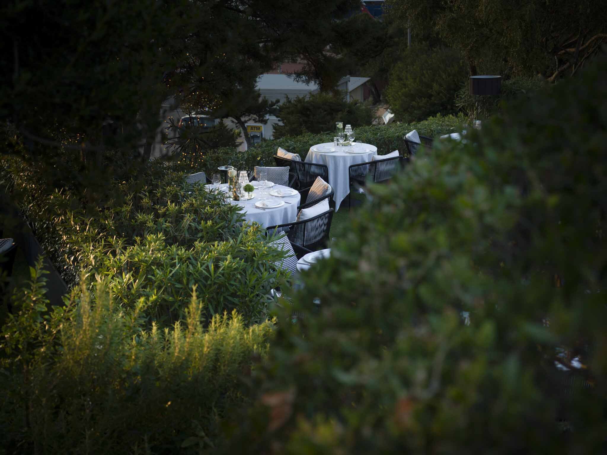 Pedri-Garden-Restaurant-Porto-Cervo