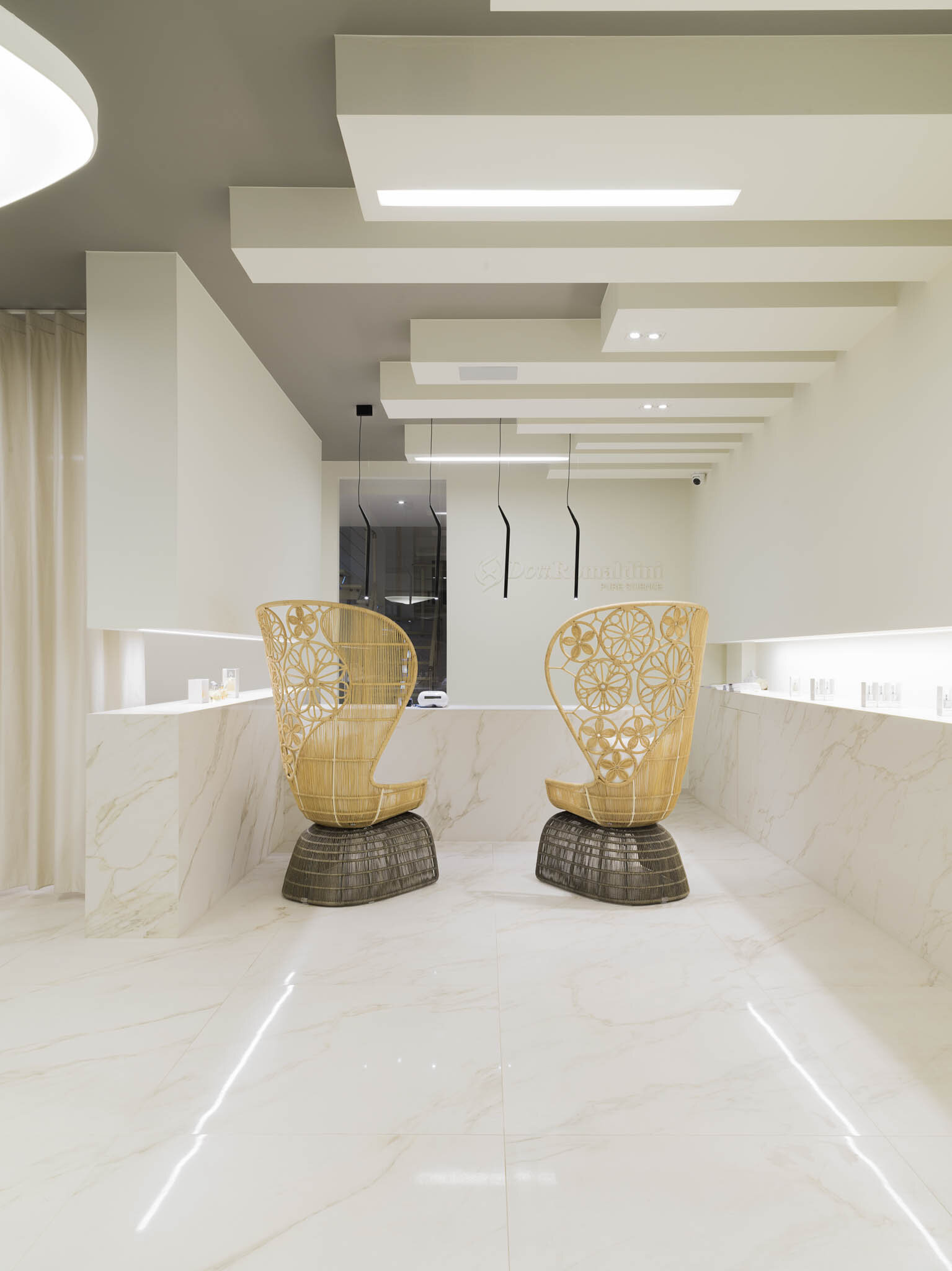 ARCHITETTURA E RISTRUTTURAZIONE