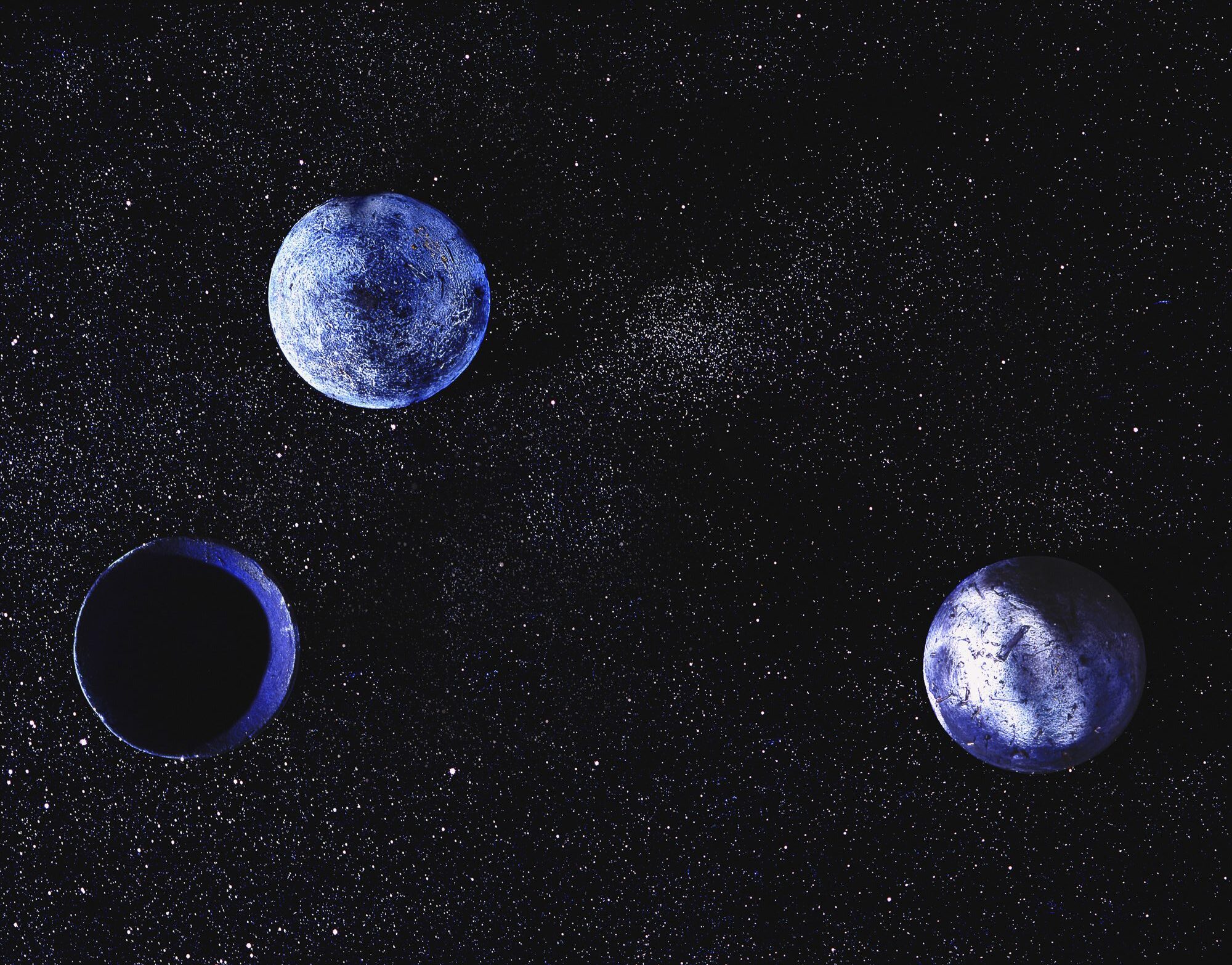 LIFEonTheMOON_01